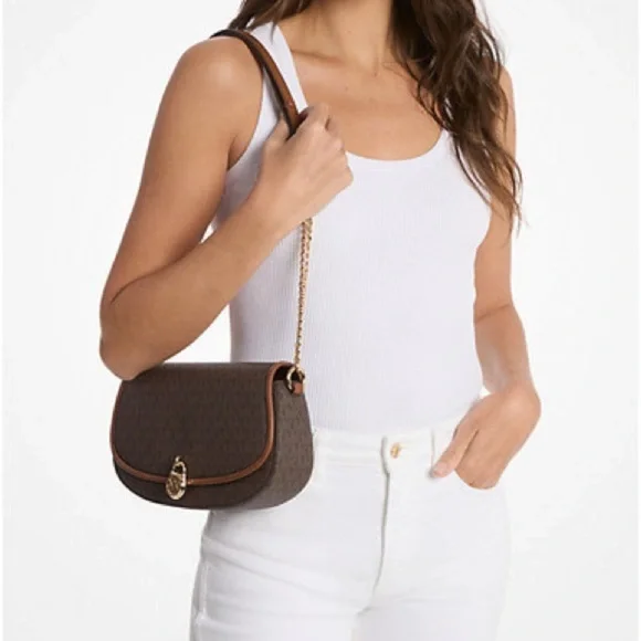 MICHAEL KORS MILA SMALL SIGNATURE LOGO CROSSBODY BAG NWT - Picture 4 of 8